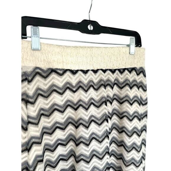 Lapis Boho Crochet Lace Maxi Skirt Size Medium Retro Chevron Black Cream - Picture 3 of 7